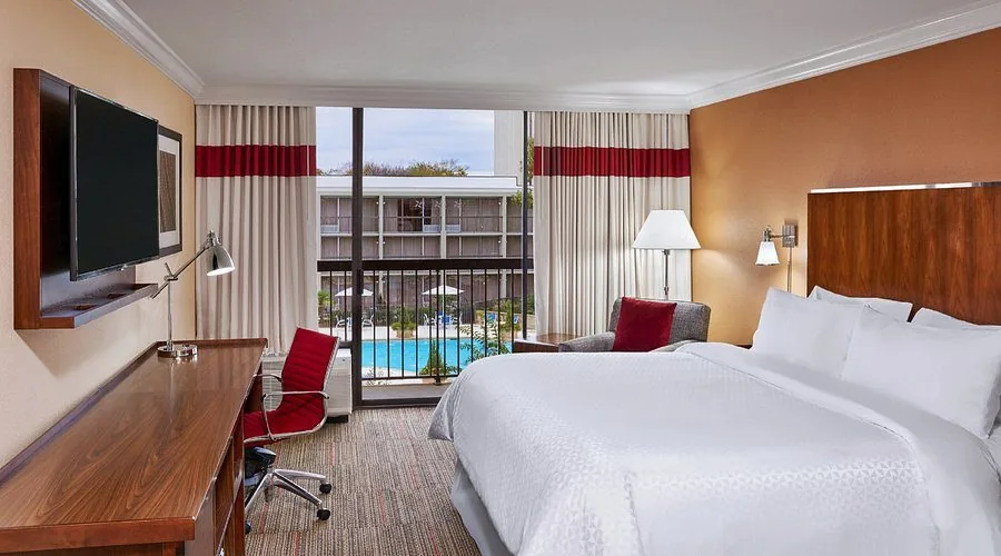 Guest room