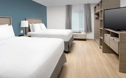 Guest bedroom
